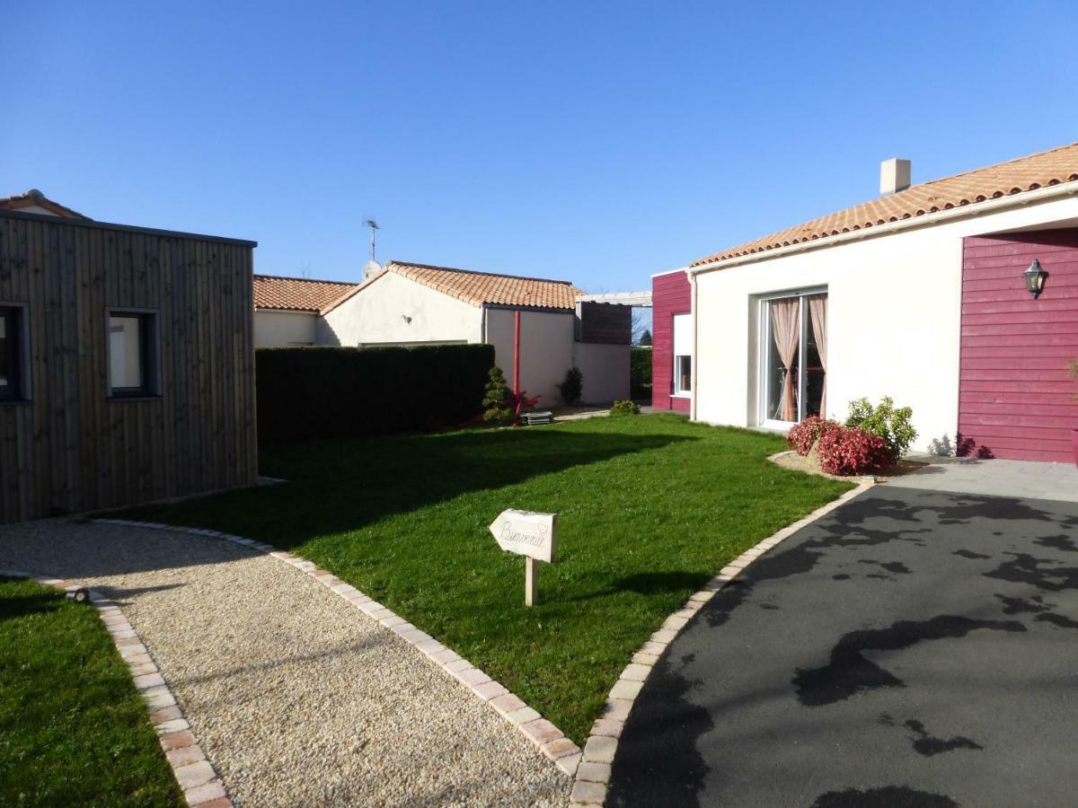 La Cabane Du Bonheur Les Herbiers Buitenkant foto