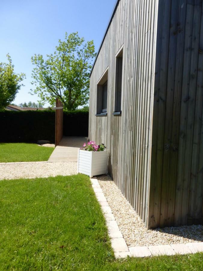 La Cabane Du Bonheur Les Herbiers Buitenkant foto